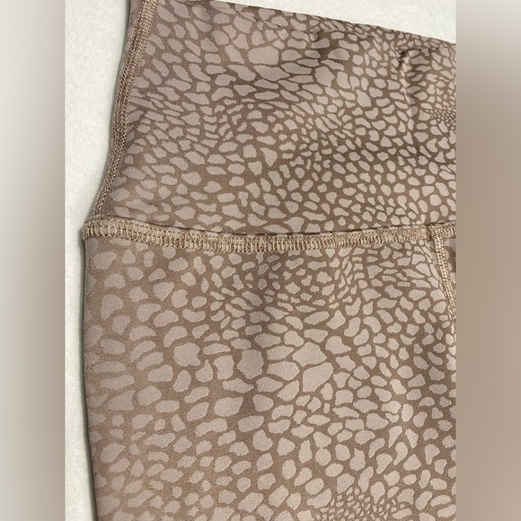 Beyond Yoga High Waisted Brown Leggings Size Small #1263 - Picture 2 of 8